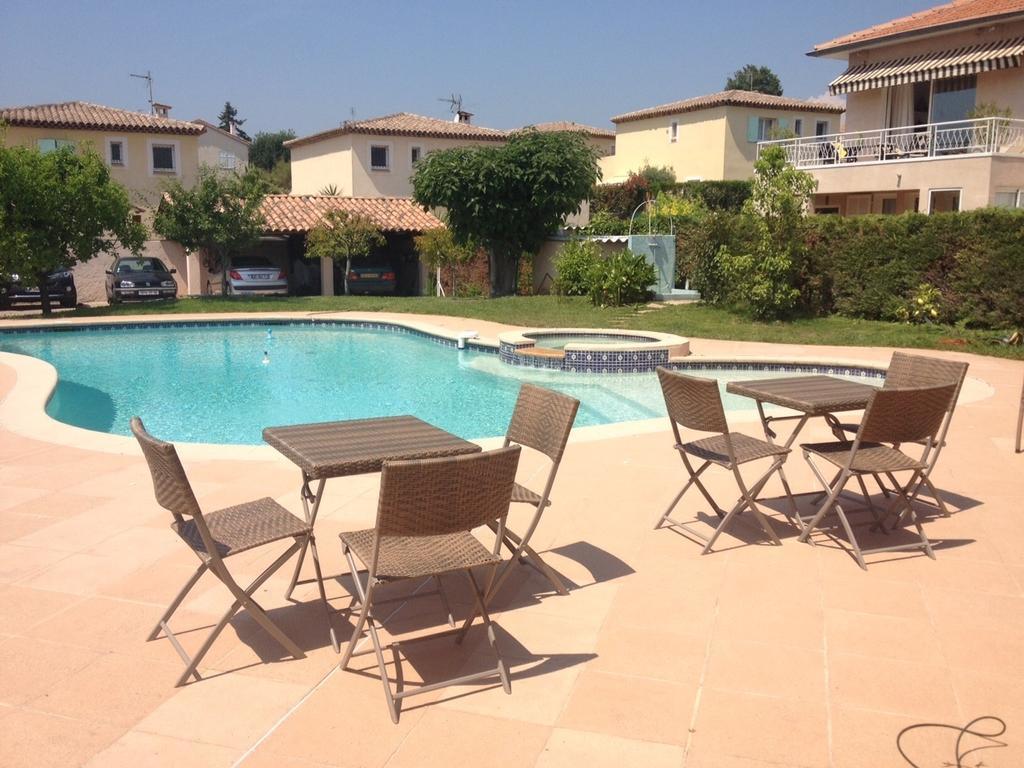 Villa Cezanne Cagnes-sur-Mer Habitación foto